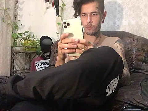 luckydick333 online show from March 18, 2026, 9:37 pm