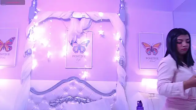 AlinaMorris online show from March 25, 2026, 4:01 am