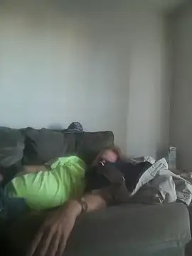 Snapshot of yourMasterisBored chatting on April 24, 2026, 12:34 am yourMasterisBored online show from April 24, 2026, 12:34 am