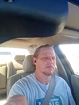 Snapshot of yourMasterisBored chatting on April 29, 2026, 4:22 pm yourMasterisBored online show from April 29, 2026, 4:22 pm