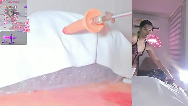 Bella Donne  online show from April 16, 2026, 5:03 pm