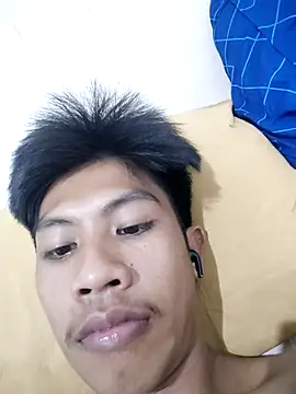 Snapshot of isal_ chatting on July 7, 2026, 5:05 pm isal online show from July 7, 2026, 5:05 pm