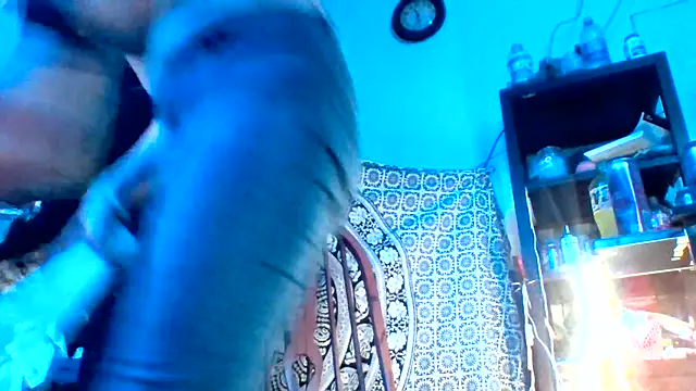 Snapshot of Ambionce chatting on June 14, 2026, 1:35 am Ambionce online show from June 14, 2026, 1:35 am