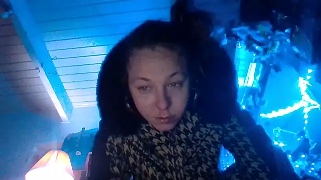 Ambionce online show from April 4, 2026, 8:21 am