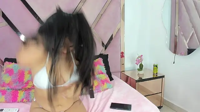 Snapshot of Jade_ht chatting on March 31, 2026, 12:18 pm Jade ht online show from March 31, 2026, 12:18 pm