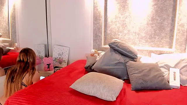 Snapshot of _Katee_lujan chatting on April 13, 2026, 8:02 pm Katee lujan online show from April 13, 2026, 8:02 pm