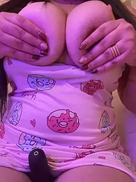 NARJICE  online show from April 3, 2026, 1:01 am