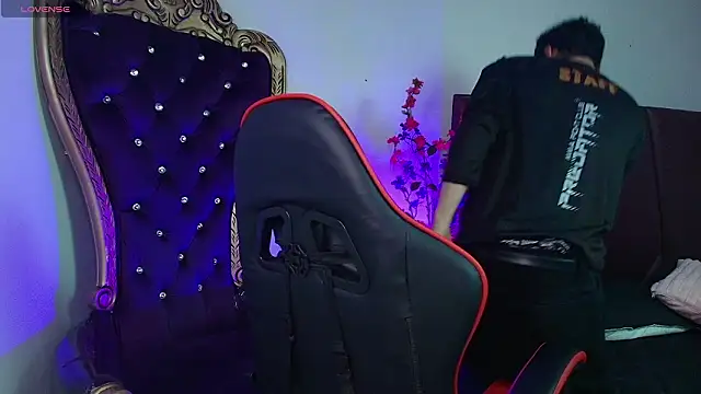 Andreew Style online show from March 25, 2026, 7:57 pm