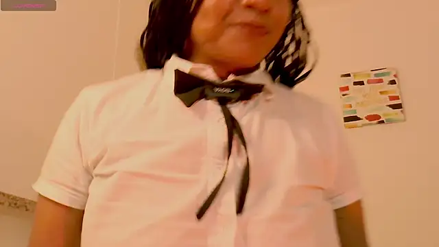 Snapshot of KeisySmith chatting on April 21, 2026, 1:42 am KeisySmith online show from April 21, 2026, 1:42 am