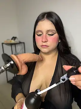 Maggie 69 online show from July 18, 2026, 11:46 pm