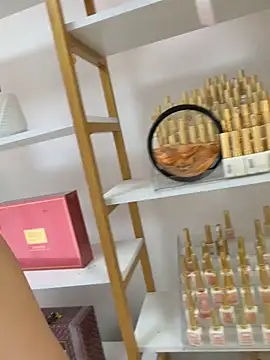 Xiaoxiao-y online show from March 20, 2026, 6:25 am