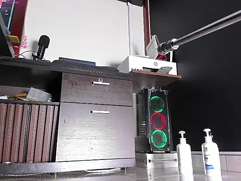 Sissy Obedient online show from April 11, 2026, 4:09 am