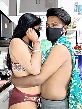 XcamGirl online show from April 22, 2026, 8:10 am