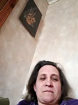 KatieLove133 online show from April 12, 2026, 9:01 am