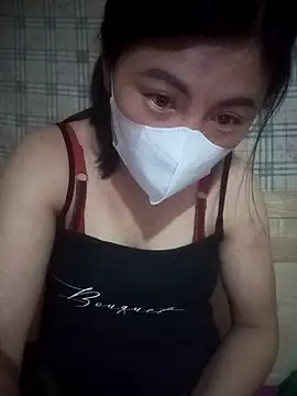 Snapshot of IORio_2X chatting on April 1, 2026, 5:43 pm IORio 2X online show from April 1, 2026, 5:43 pm