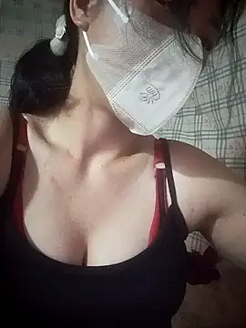 Snapshot of IORio_2X chatting on April 9, 2026, 6:47 pm IORio 2X online show from April 9, 2026, 6:47 pm