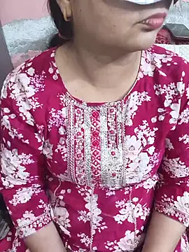 Snapshot of Gujju_bhabhi69 chatting on April 14, 2026, 8:19 am Gujju bhabhi69 online show from April 14, 2026, 8:19 am