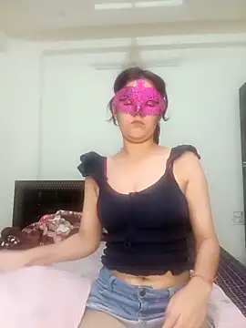 Snapshot of Hottymahi7 chatting on March 29, 2026, 11:12 am Hottymahi7 online show from March 29, 2026, 11:12 am