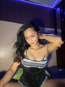 Kiee 19 online show from April 13, 2026, 3:10 am