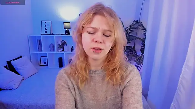ElizabethVane online show from May 14, 2026, 5:48 am
