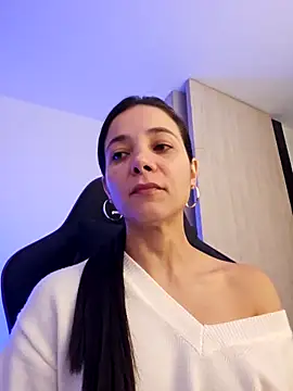 Snapshot of miaeyex chatting on April 15, 2026, 11:49 am miaeyex online show from April 15, 2026, 11:49 am