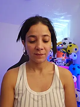 Snapshot of miaeyex chatting on June 13, 2026, 12:03 pm miaeyex online show from June 13, 2026, 12:03 pm