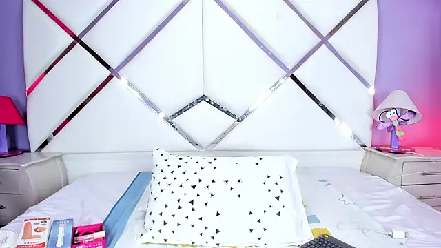 Megan Dangelo online show from March 21, 2026, 4:55 pm