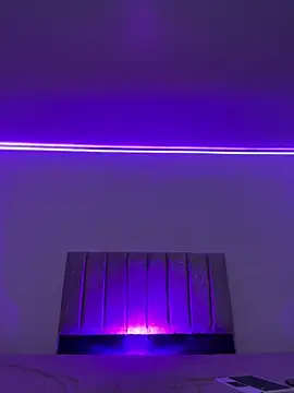 ApoloGray   online show from April 13, 2026, 8:13 pm