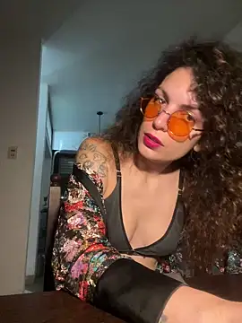 conejita000 online show from April 4, 2026, 3:35 am