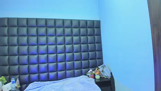 Lilit Starr online show from April 4, 2026, 4:08 am