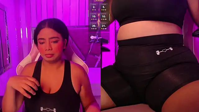 Snapshot of KateLovings chatting on April 12, 2026, 1:03 pm KateLovings online show from April 12, 2026, 1:03 pm