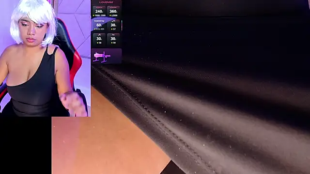 Snapshot of KateLovings chatting on March 31, 2026, 12:29 pm KateLovings online show from March 31, 2026, 12:29 pm