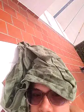 Aila Phone online show from April 11, 2026, 4:54 pm