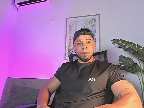 Rocco Corvus online show from March 25, 2026, 4:01 am