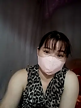 HaChi033 online show from April 4, 2026, 12:45 pm