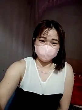 HaChi033 online show from April 11, 2026, 2:41 am