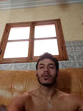 Thewildaliii0 online show from April 1, 2026, 4:26 pm