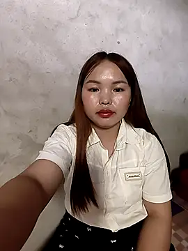 Snapshot of Mina_xYx chatting on April 11, 2026, 8:07 am Mina xYx online show from April 11, 2026, 8:07 am