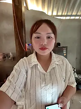 Snapshot of Mina_xYx chatting on March 27, 2026, 9:21 am Mina xYx online show from March 27, 2026, 9:21 am