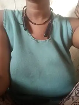 Mona ji32 online show from April 12, 2026, 2:59 am