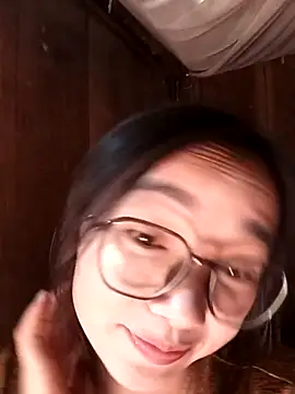 emmasexy2k online show from March 19, 2026, 4:34 am