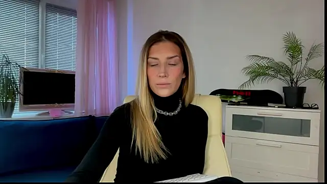 come here baby online show from March 30, 2026, 8:16 am