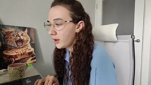 LaritaTocchio online show from March 30, 2026, 7:21 am