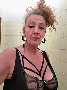 Milf-Gabi online show from April 7, 2026, 8:16 am