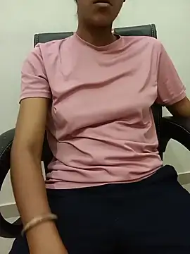 Snapshot of aushi_rajput chatting on May 26, 2026, 11:36 pm aushi rajput online show from May 26, 2026, 11:36 pm