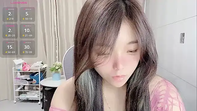 Snapshot of Puting_q chatting on April 1, 2026, 5:31 am Puting q online show from April 1, 2026, 5:31 am