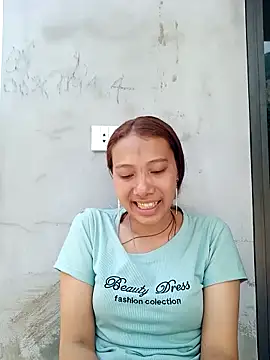 Leiley 98 online show from May 16, 2026, 1:37 am