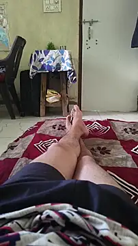 xyz 2giT online show from March 29, 2026, 11:12 am