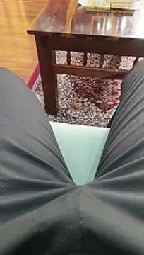 xyz 2giT online show from April 19, 2026, 3:40 am