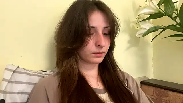 Snapshot of sakuraabloom7 chatting on May 18, 2026, 4:23 pm sakuraabloom7 online show from May 18, 2026, 4:23 pm